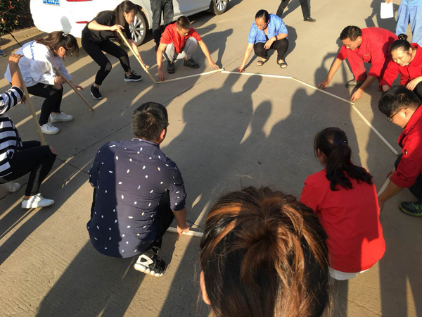 العب في محمل سبل XZWD