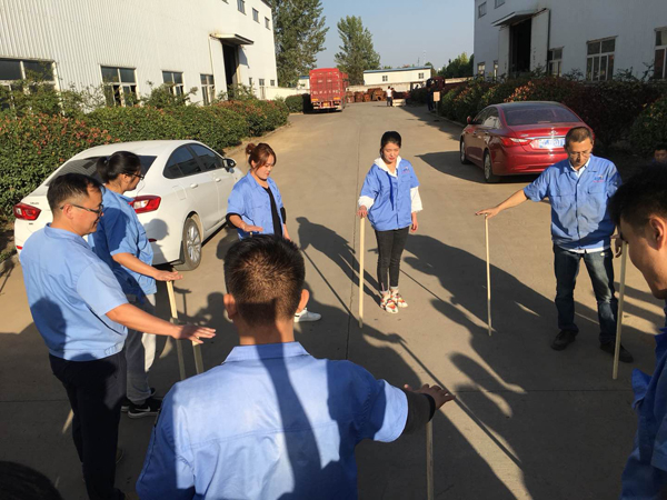 العب في محمل سبل XZWD